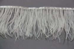 TRIMMING OSTRICH_long